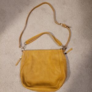 Elegant Shoulder/Crossbody Bag